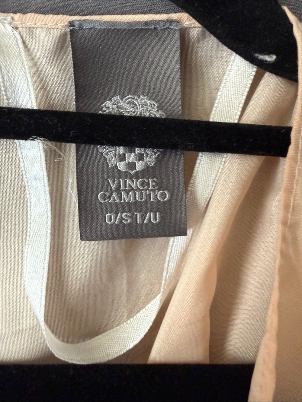 Vince Canuto Floral Kimono Wrap in Cream and Blush - Picture 2 of 3